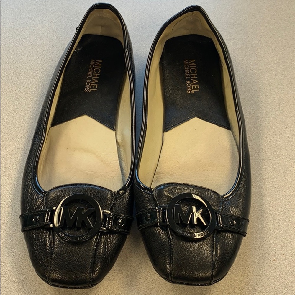 Michael Kors black flats